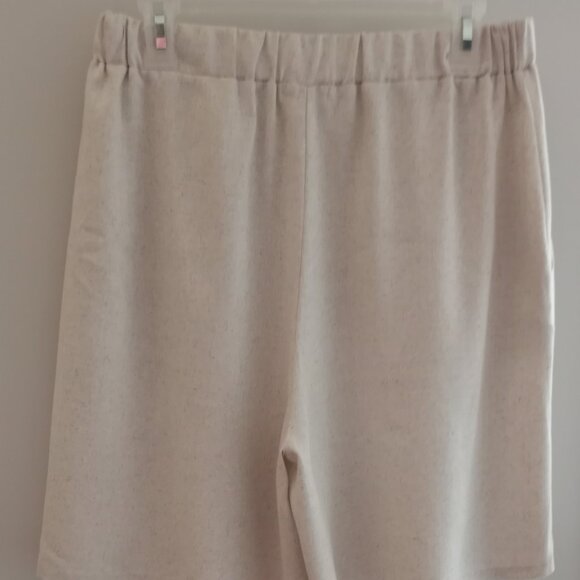 'Emi & Joe' Natural Short Size M NWT Linen blend with Pockets - Picture 10 of 11